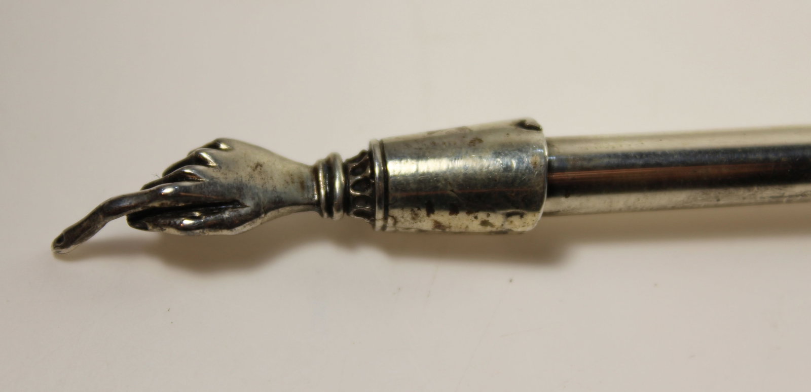 Antique-style Judaica Torah Yad Pointer in Sterling (925) Silver by 'Hazorfim' - 2