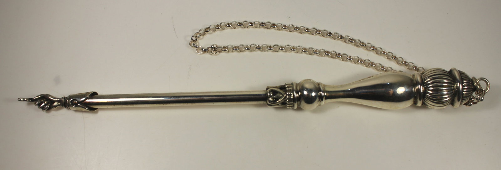 Antique-style Judaica Torah Yad Pointer in Sterling (925) Silver by 'Hazorfim' - 4