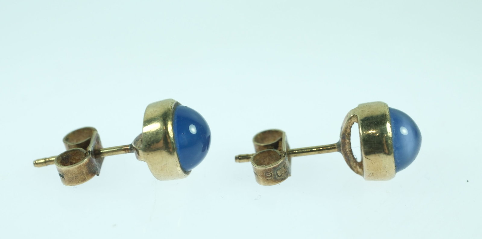 Tanzanite Stud Earrings in 9ct Yellow Gold (Pair) - 2