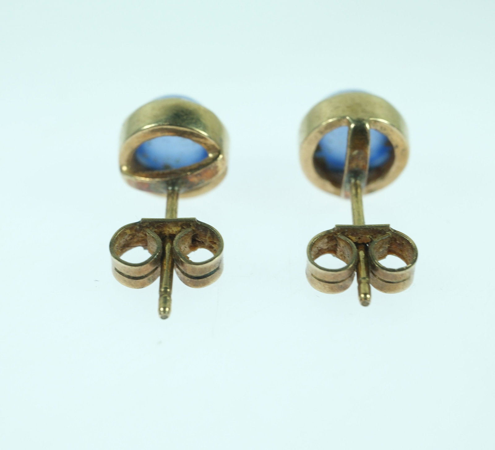 Tanzanite Stud Earrings in 9ct Yellow Gold (Pair) - 3