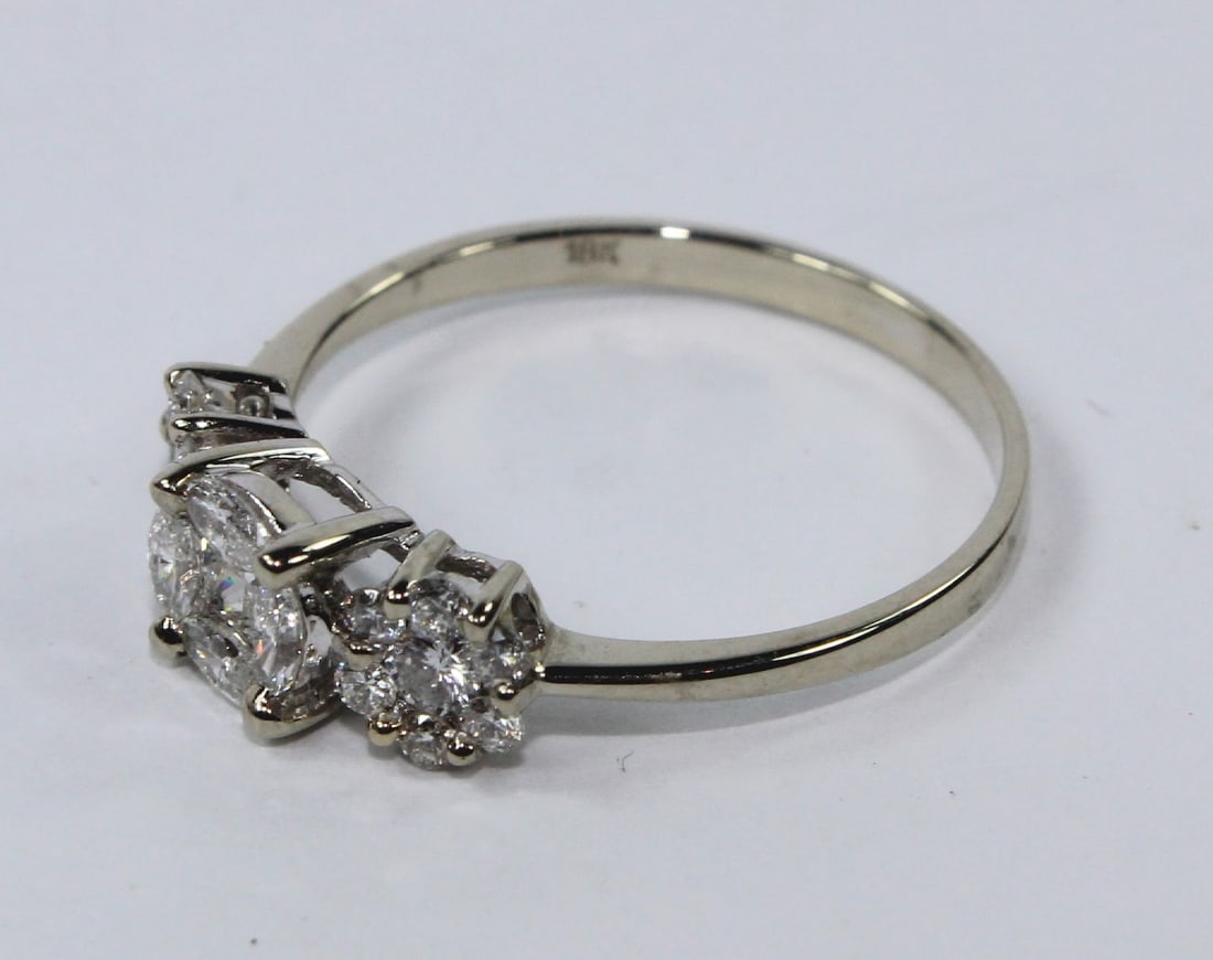 Diamond Cluster Ring in 18ct White Gold - 2