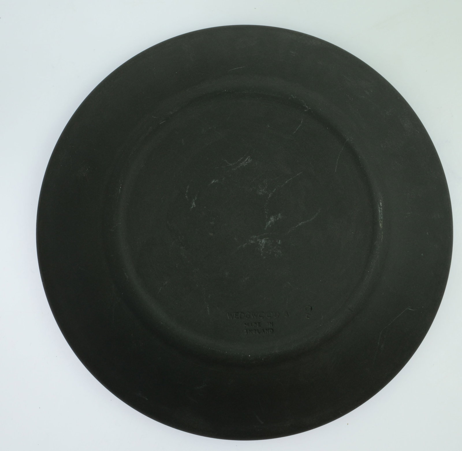 Wedgwood Basalt Jasperware Plates (Pair) - 5