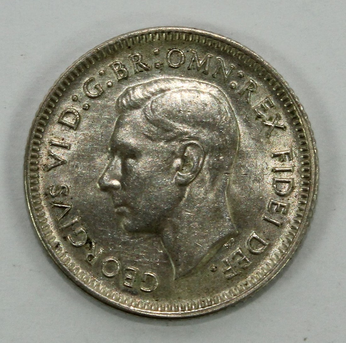 Australia 1952 Sixpence, about Uncirculated - 2
