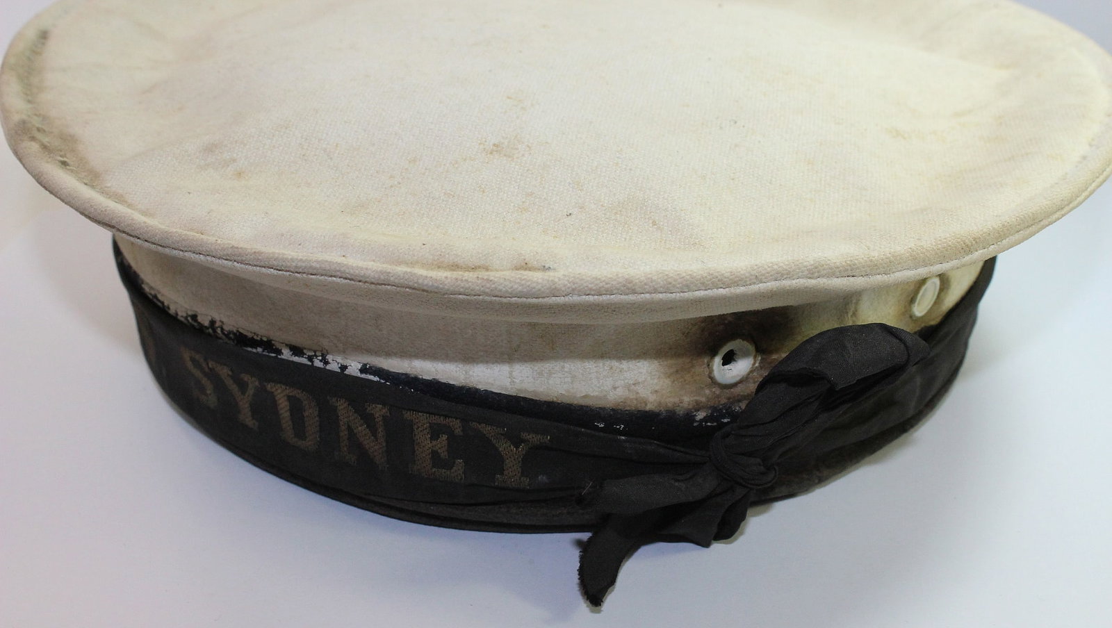 WWI - Australia 'H.M.A.S. Sydney' Sailor's Cap with accompanying Hat Tin labelled 'A Murray' - 3