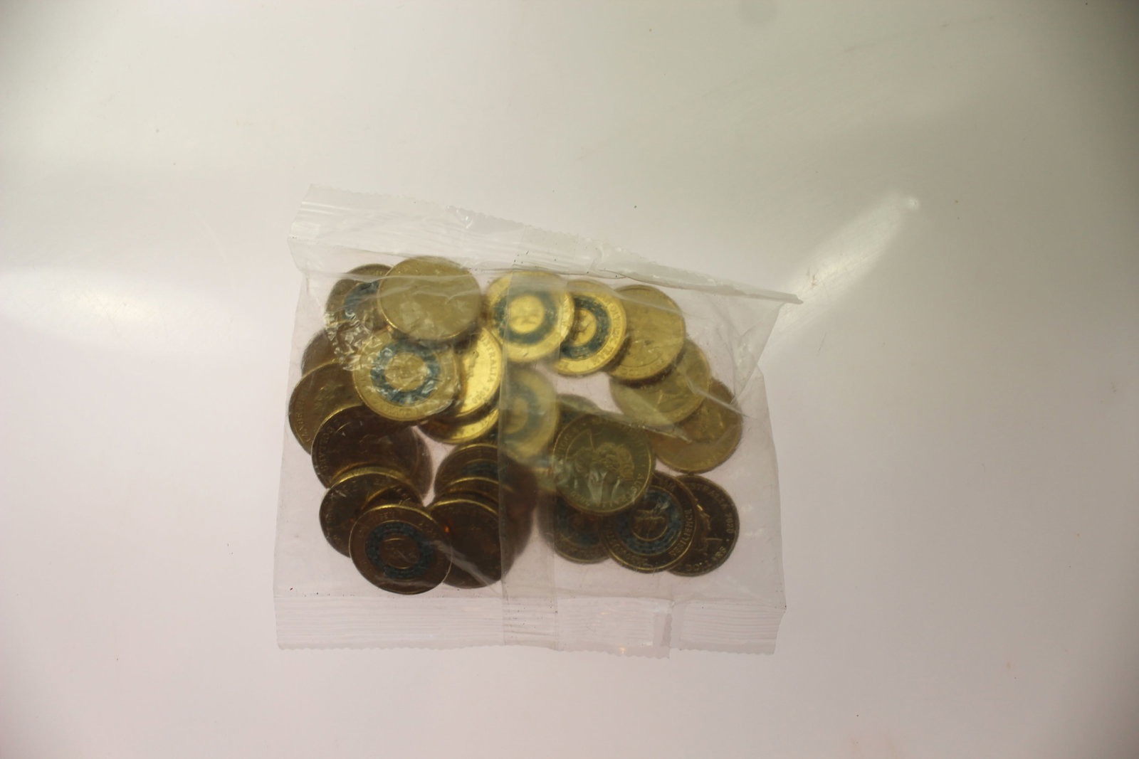 Australia 2020 'Tokyo Olympic Team - Resilience' Blue Coloured Al-Br $2, Uncirculated (25 coins) - 2