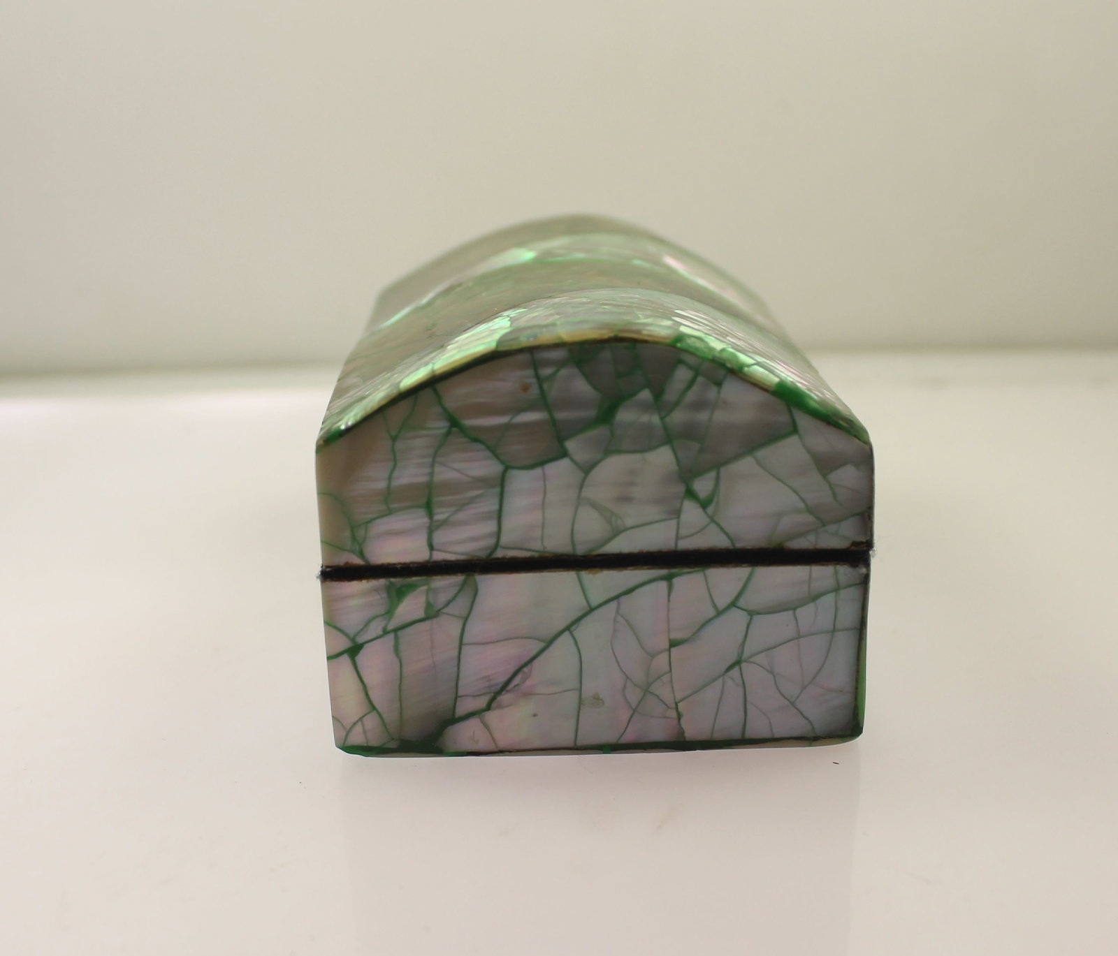 Small Mother of Pearl Treasure Chest Box with Green veins - 4