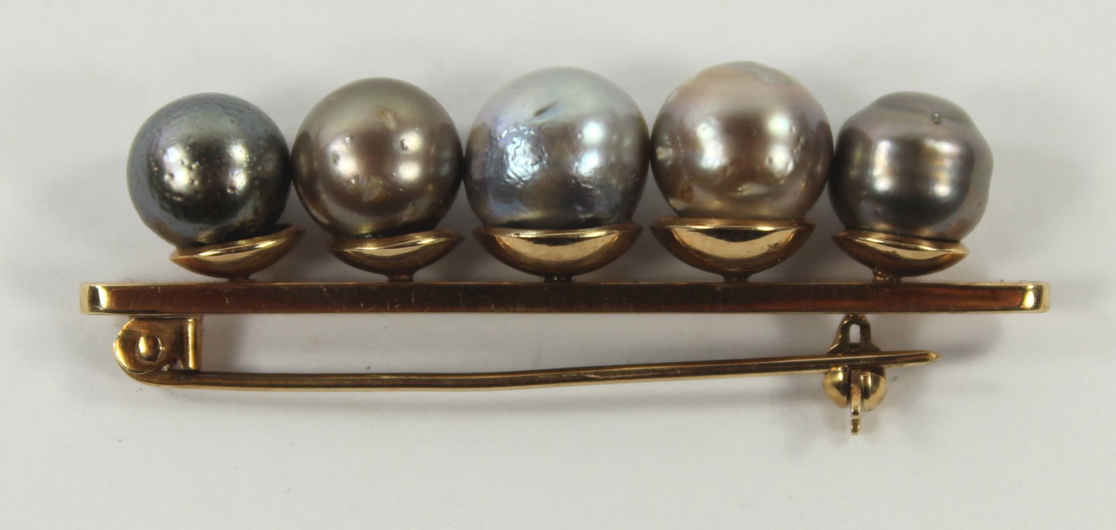 Natural Pearl Bar Brooch in 10ct Yellow Gold - 2