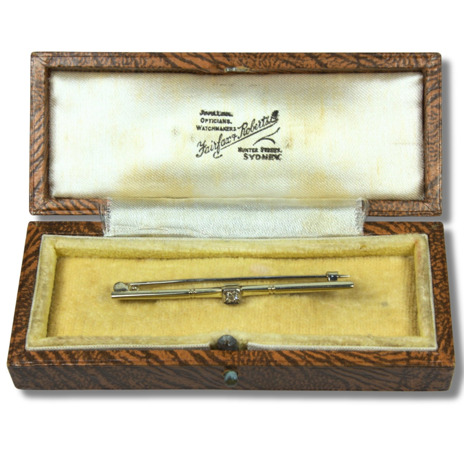 Diamond Pin Brooch in 15ct White Gold: Original Fairfax & Roberts Display Box Size Total weight 3.45gms Medium Pins & Brooches