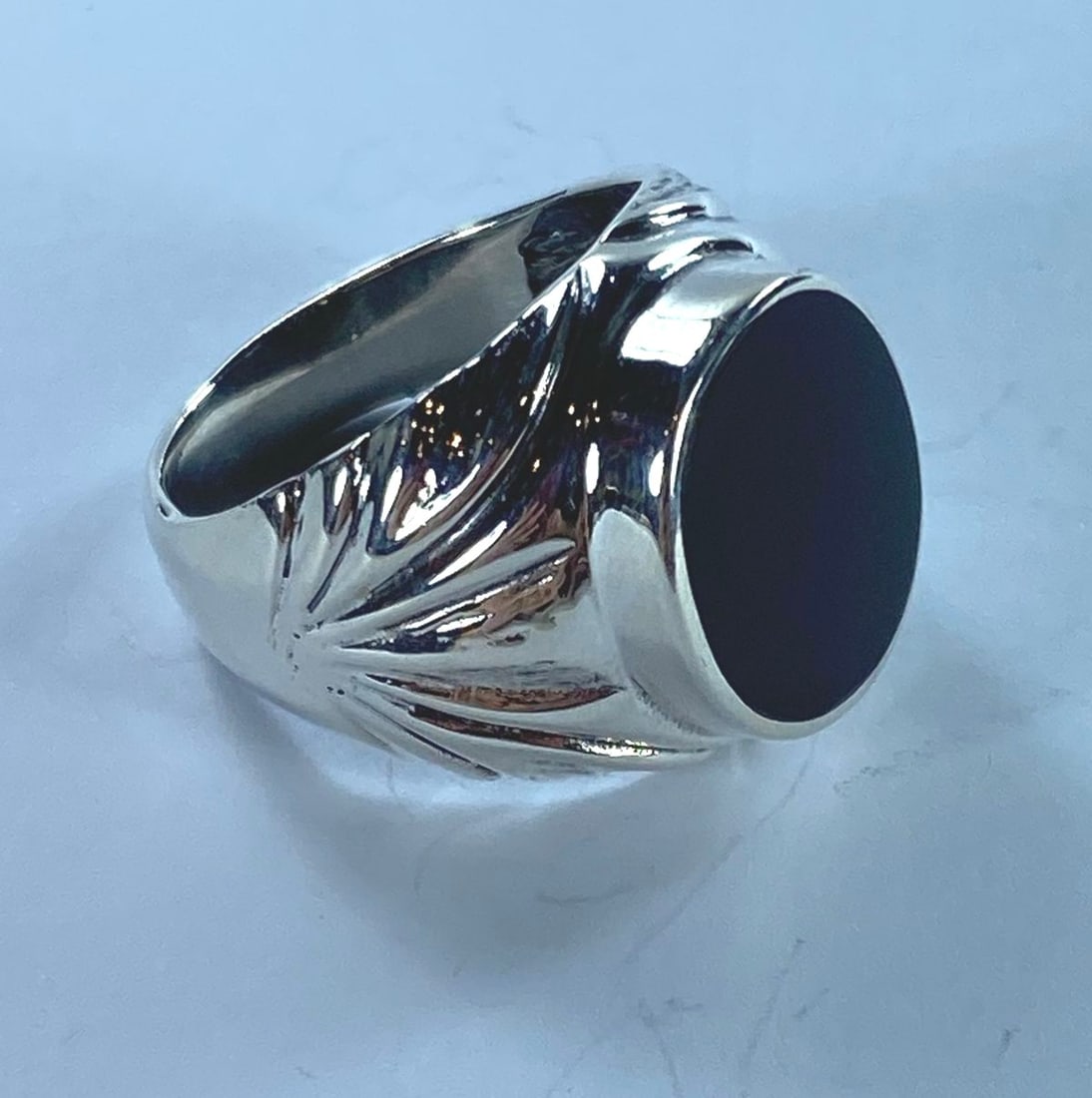 Sterling (925) Silver Buff Head Onyx Signet Ring - 2