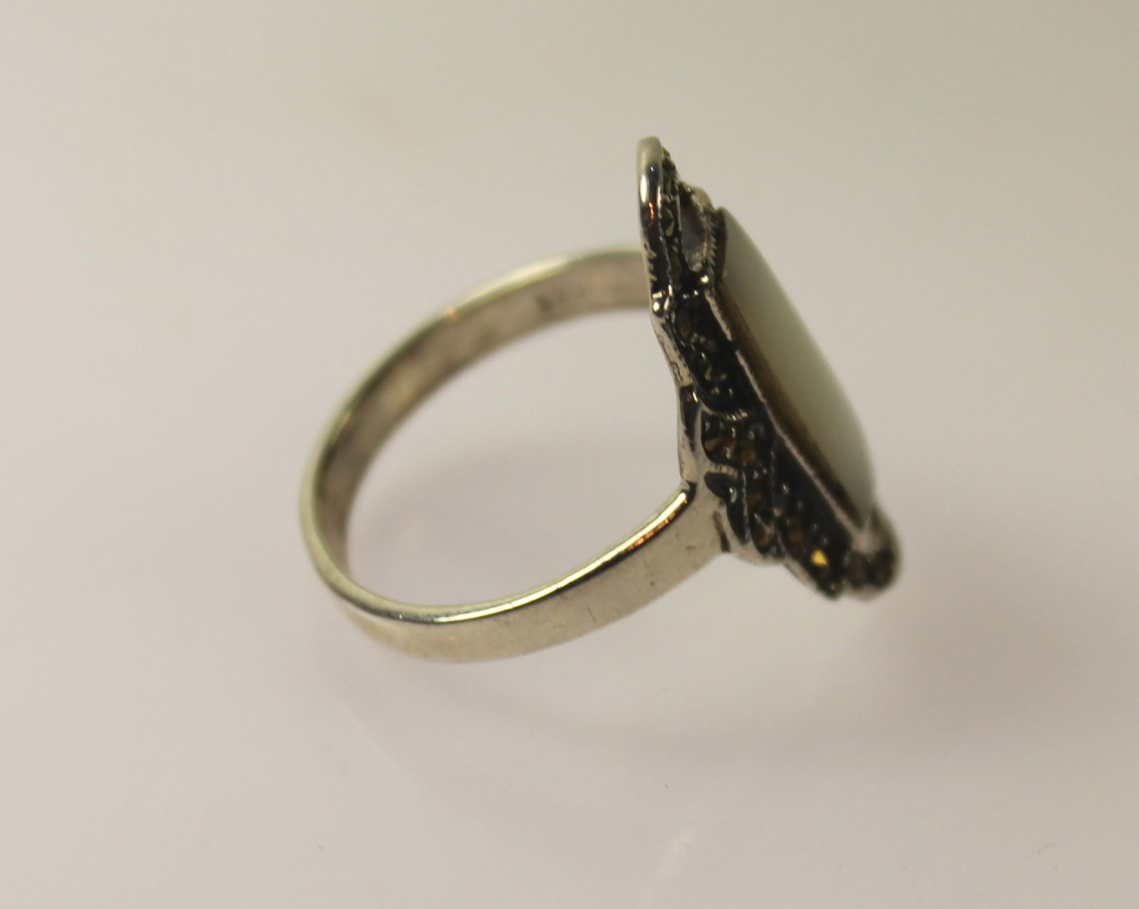 Marcasite & Mother of Pearl Ring in Sterling (925) Silver - 2