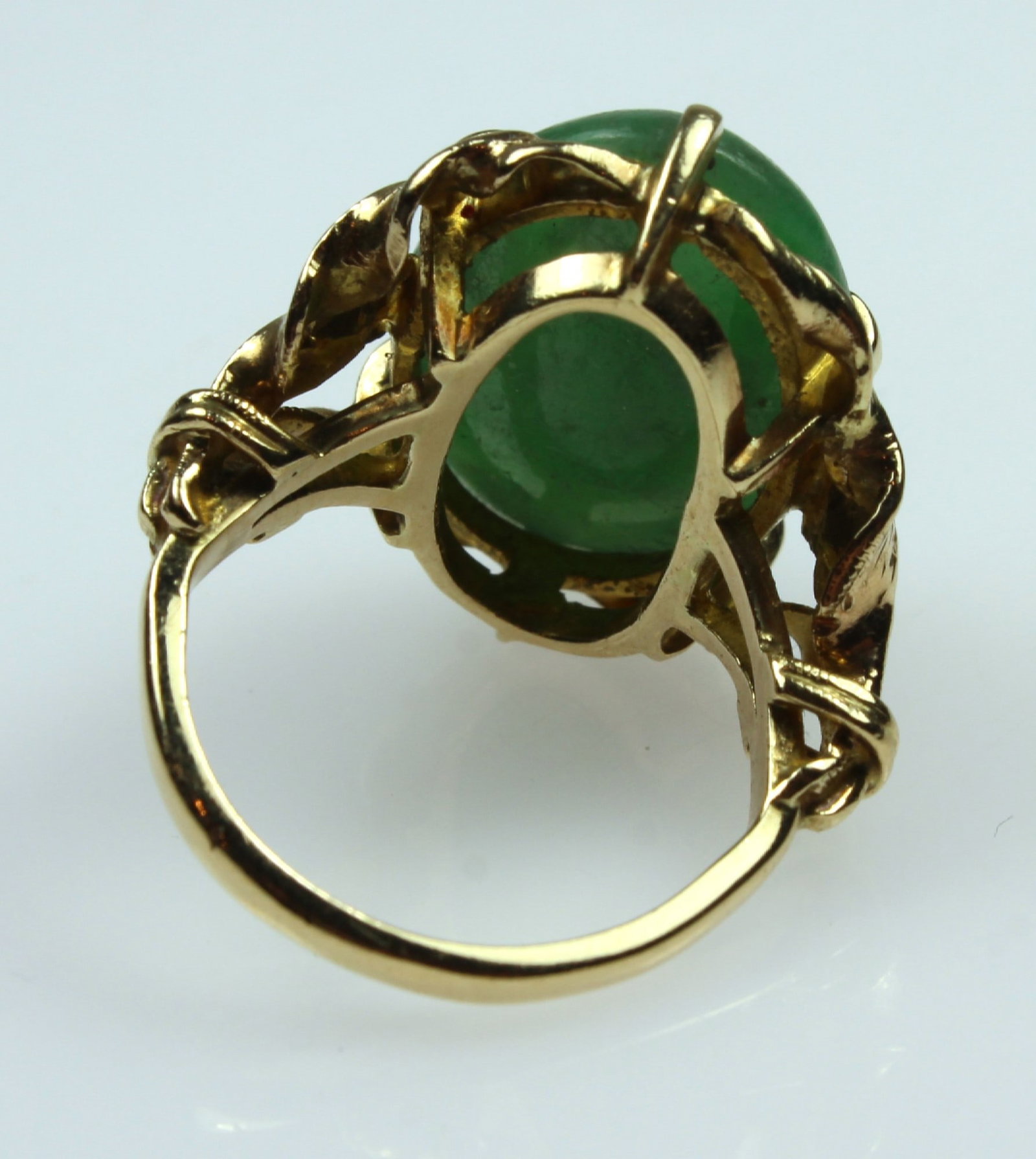 Nephrite Jade Ring in 10ct Yellow Gold - 3