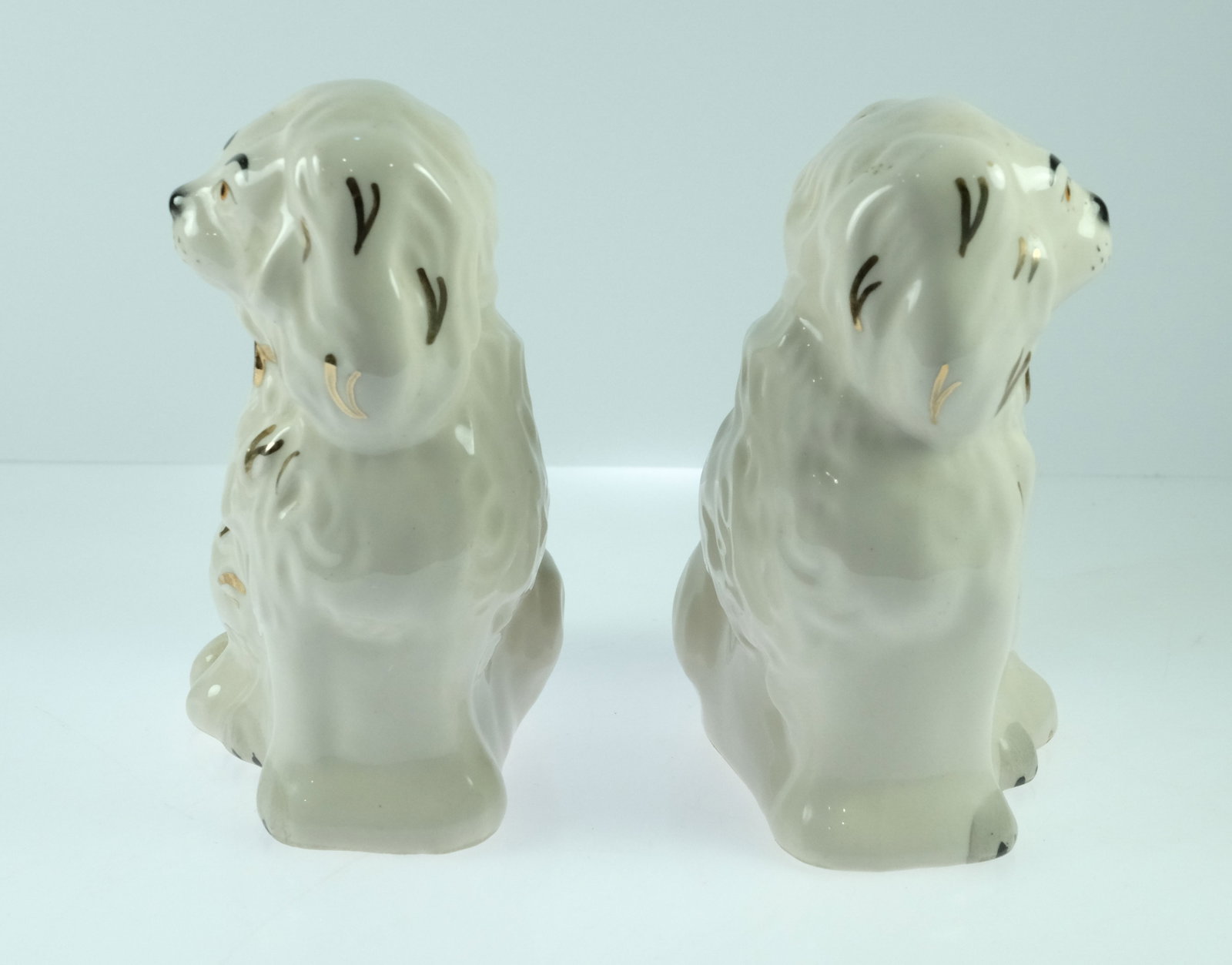 Royal Doulton Porcelain Figurines of Cavalier Dogs (Pair) - 4