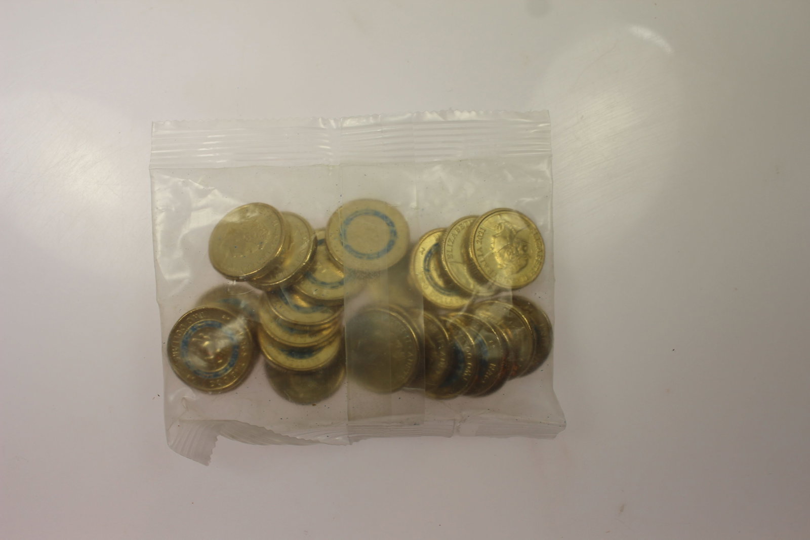 Australia 2021 'Wiggles - Wags the Dog' Blue Coloured Al-Br $2, Uncirculated (25 coins) - 2