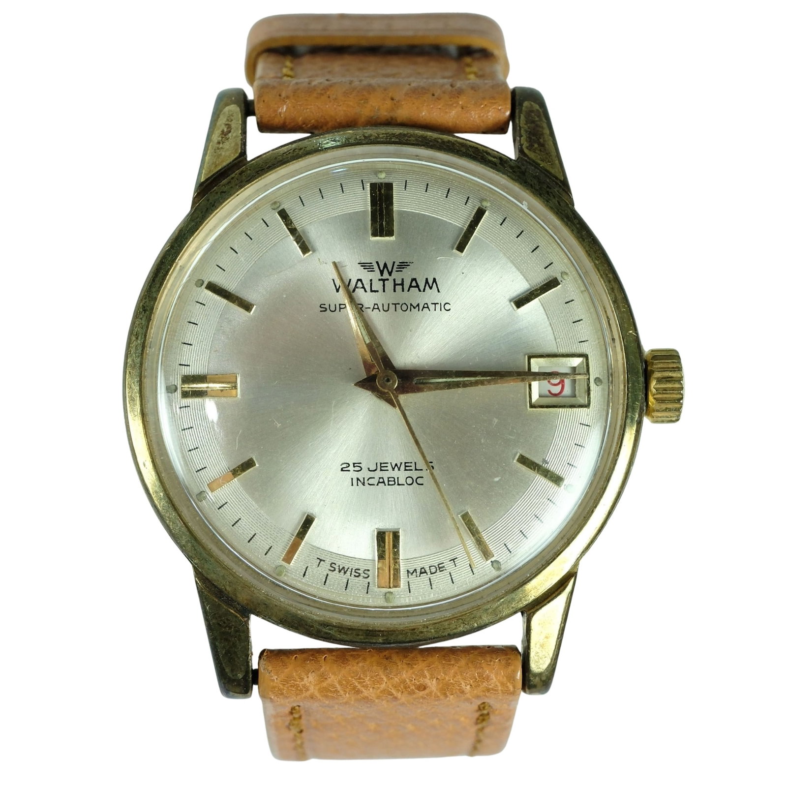 Vintage Men's Waltham 'Super Automatic' Wristwatch with Gold Case & Silver Dial: 25 Jewels. Date Function. New Tan Pigskin Band Size Case approx 33mm Condition Automatic. Working Medium Vintage