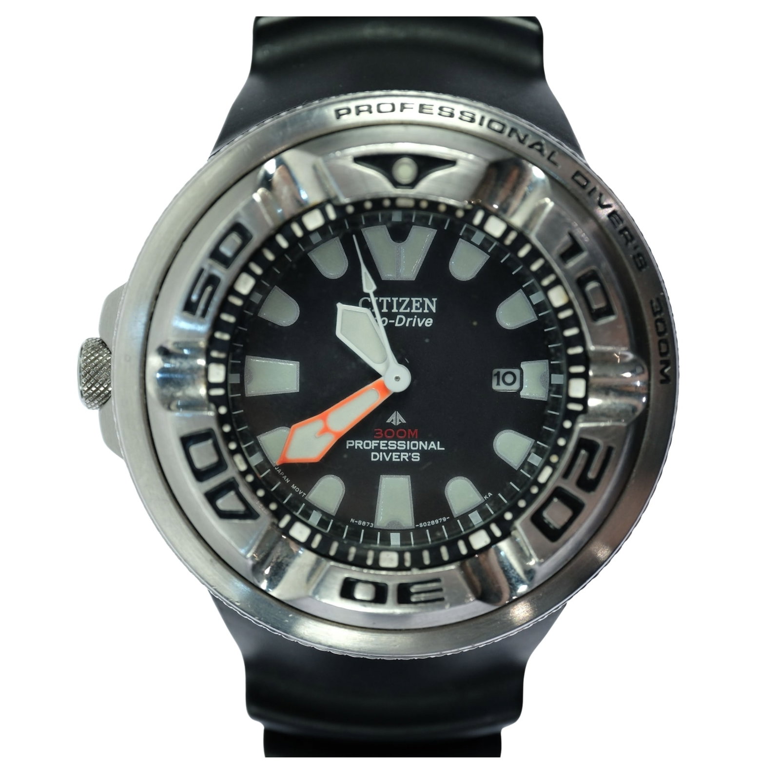 Vintage Men's Citizen 'Promaster Professional Diver 300m' Eco Drive Wristwatch - NEAR NEW: Model# B873 - S015791. Silver Case & Black Dial Size Case approx 48mm Condition Ecodrive. Working Medium Vintage