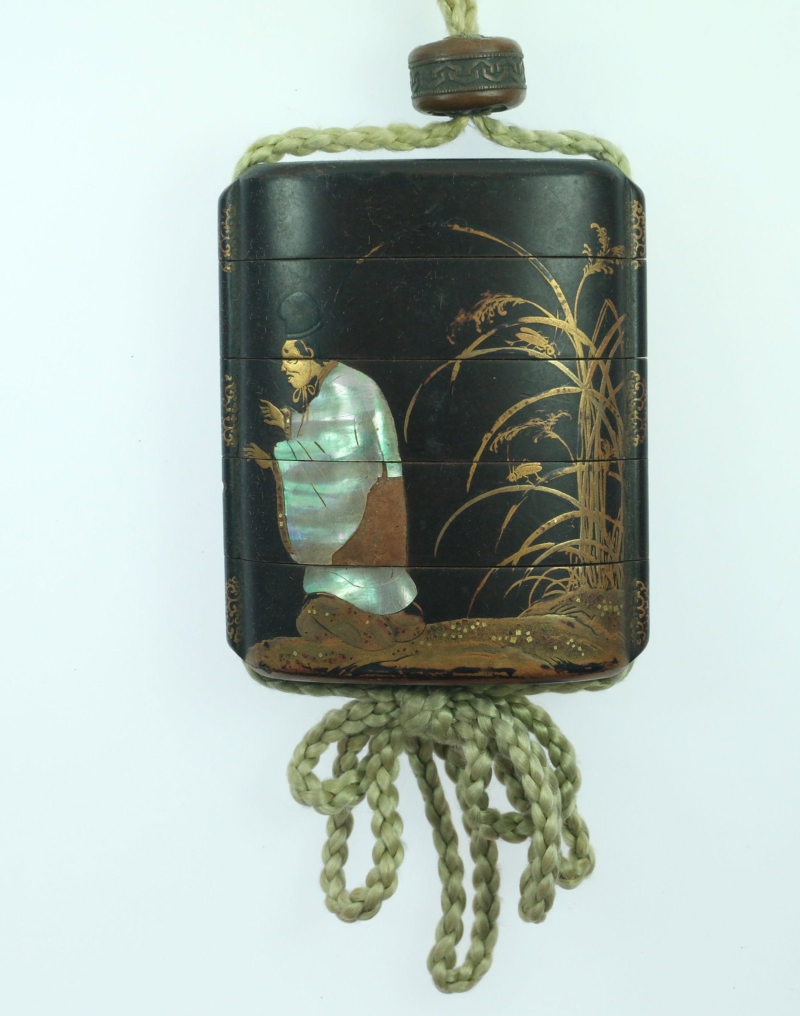Vintage Japanese Inro decorated with Male & Female figures & tethered to Wooden Netsuke of a Dragon - 3