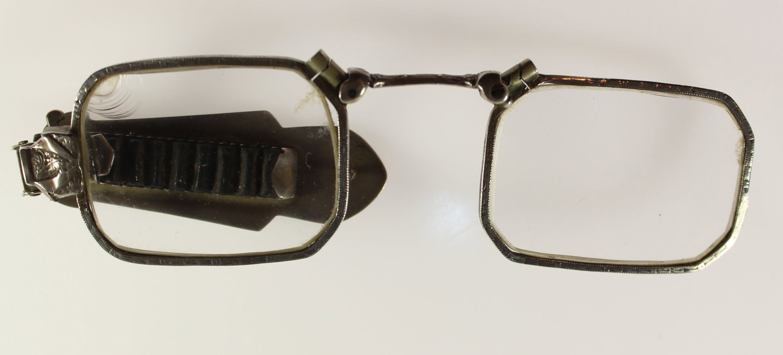 Vintage Foldable Glasses in European (800) Silver with Coin Purse - 2