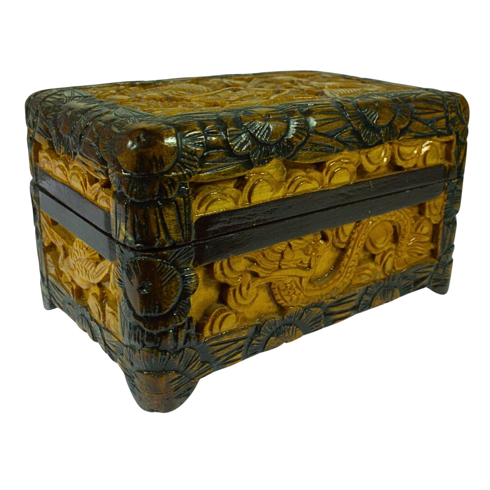 Intricately carved Chinese Wooden Box: Useful Size 15x10x9cms Medium General