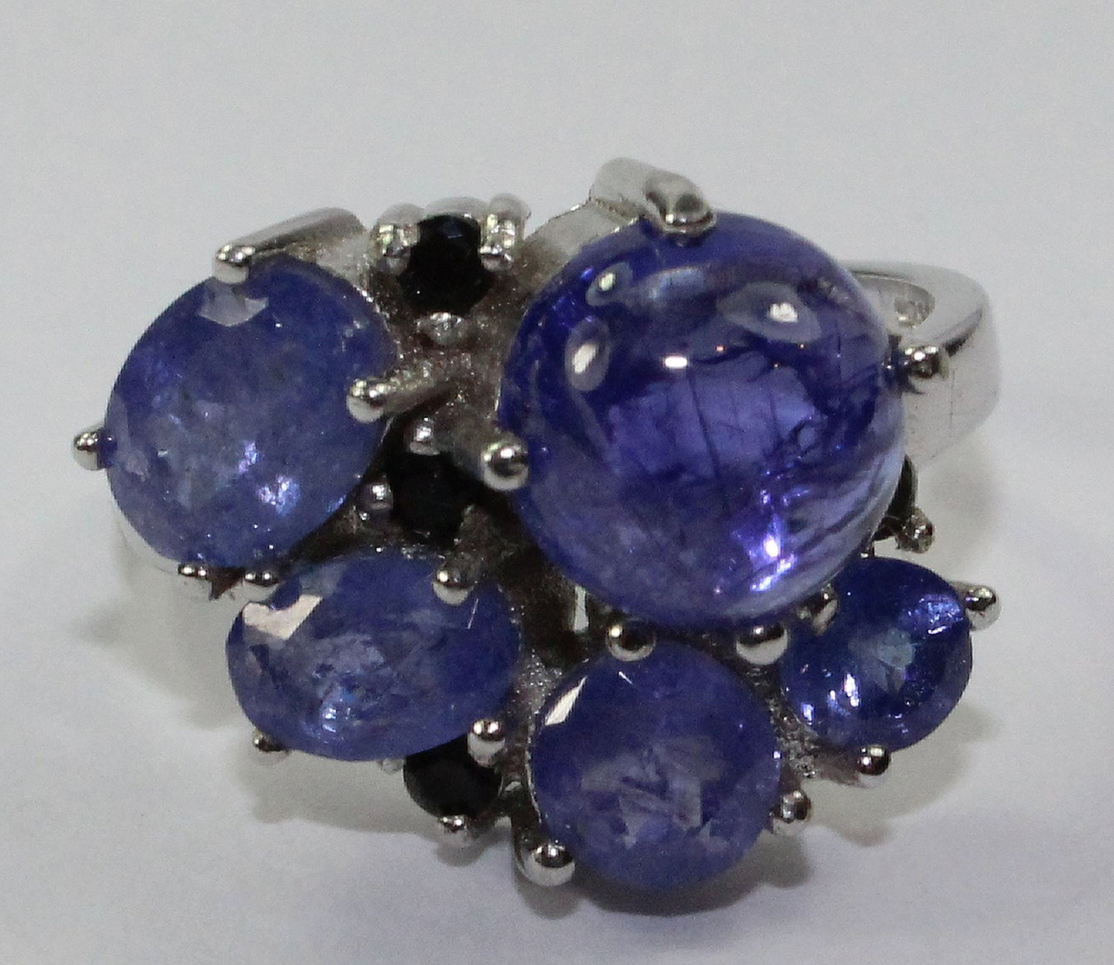 Tanzanite & Sterling (925) Silver Ring - 2