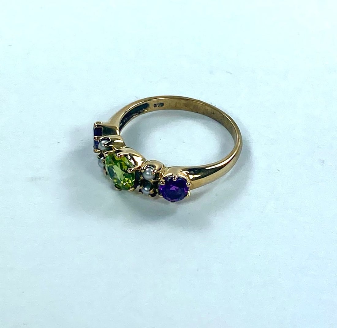 9ct Yellow Gold Suffragette Style Peridot, Amethyst & Seed Pearl Ring - 3
