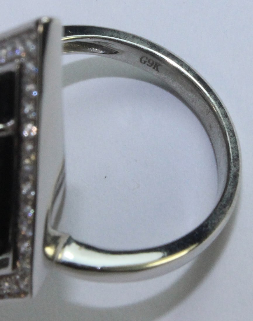 Black Onyx & Diamond Ring in 9ct White Gold - 2