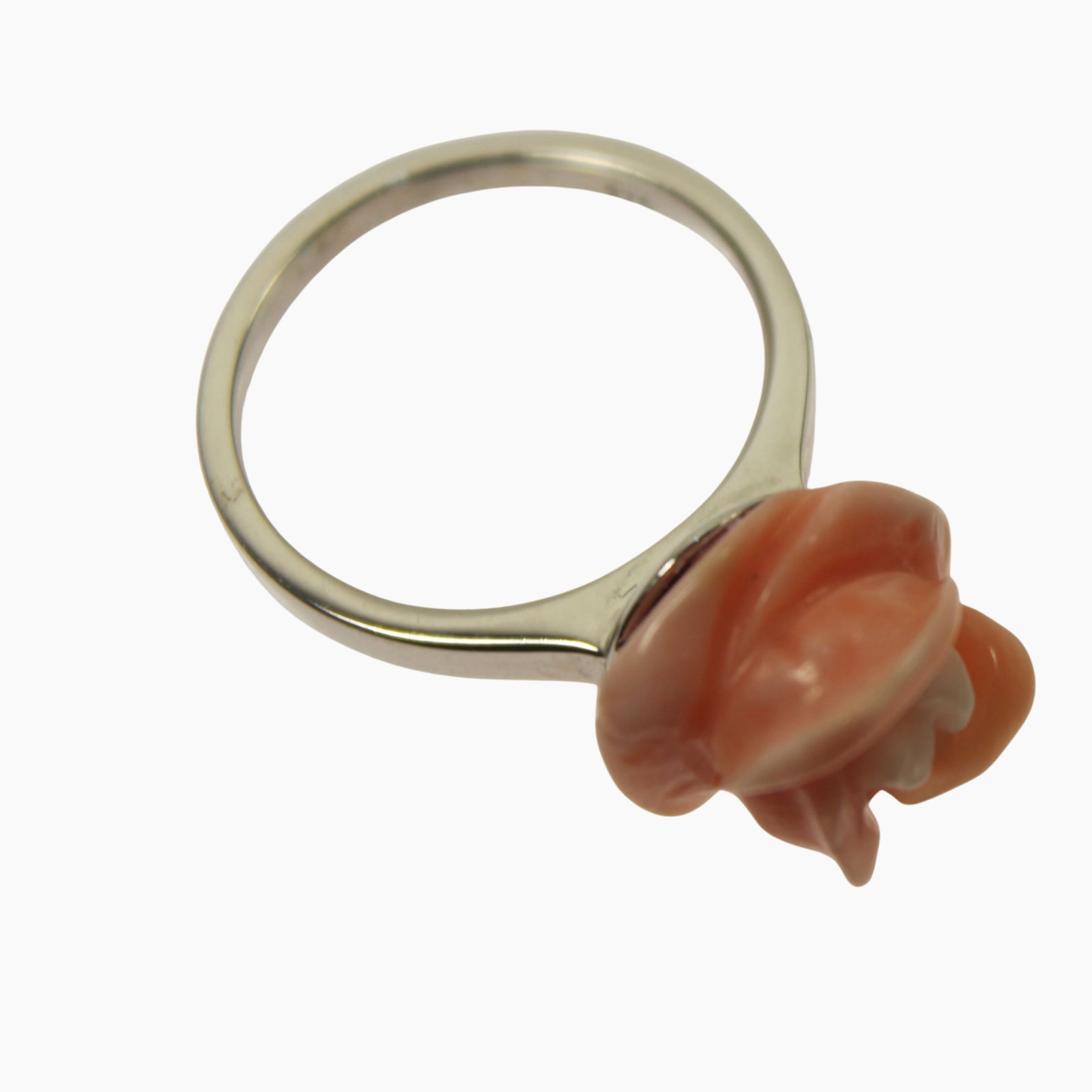 Pink Coral Ring in 9ct White Gold: Carved Rose Pattern Size Size K : Total weight 3.95gms Medium Rings