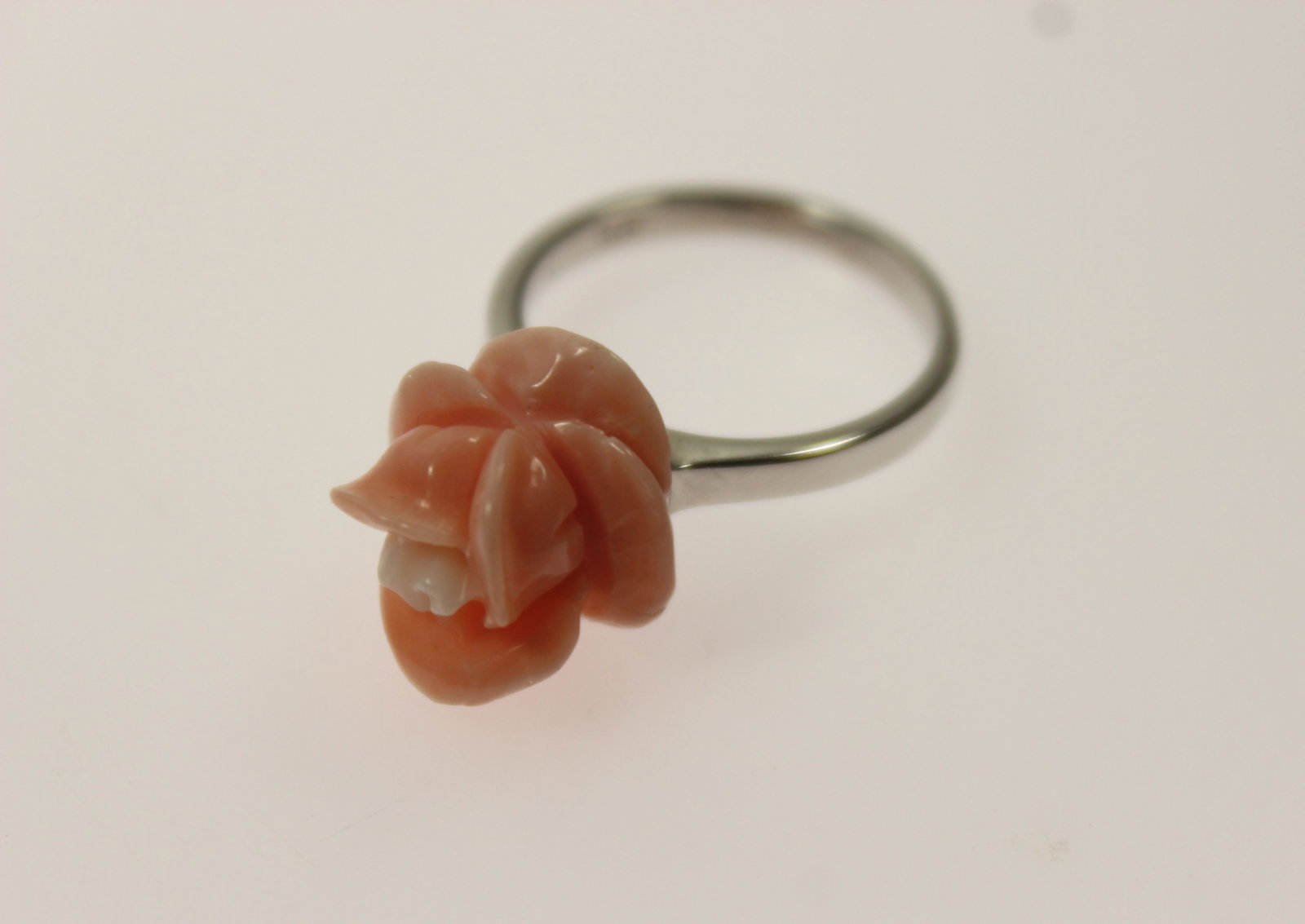 Pink Coral Ring in 9ct White Gold - 2