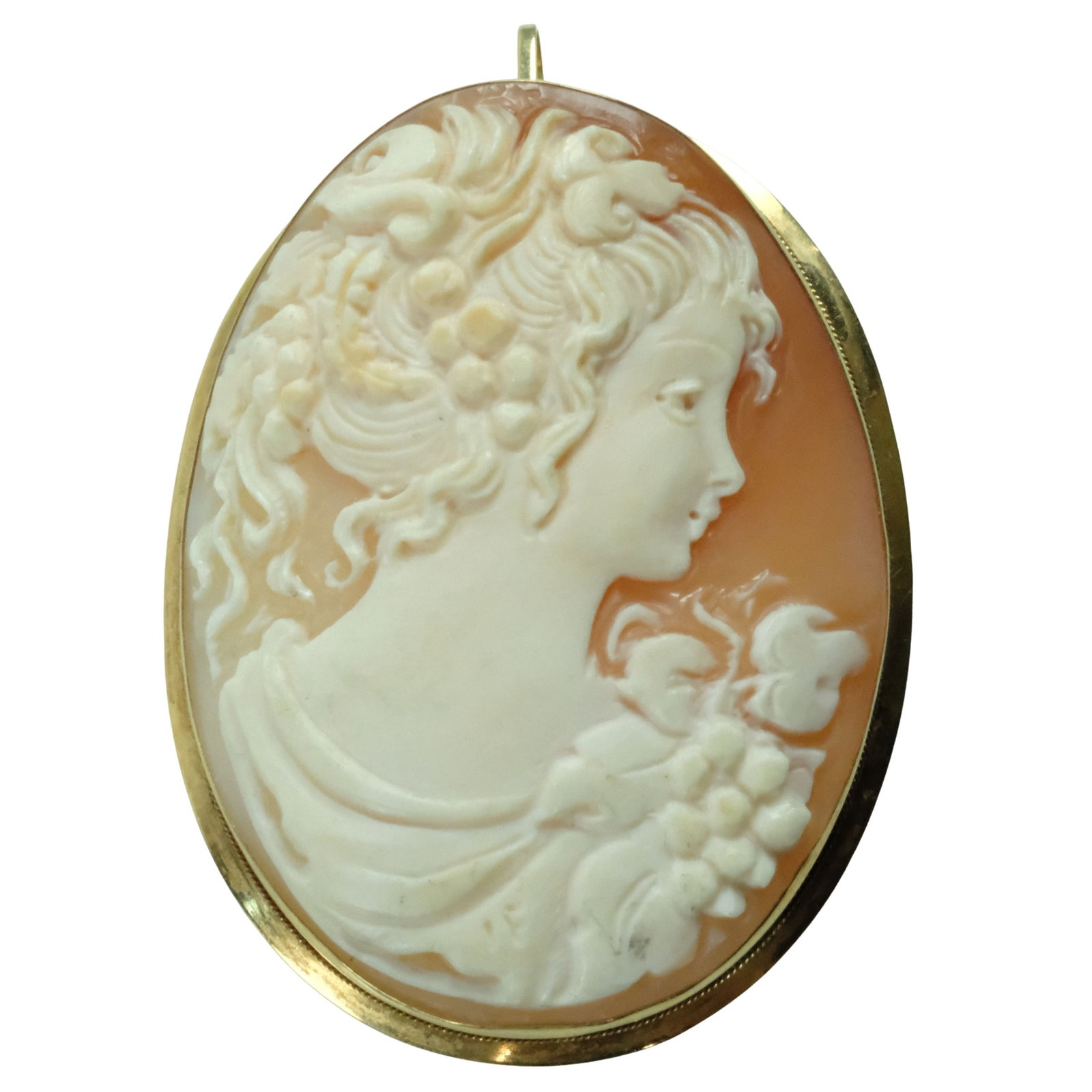 Large Shell Cameo Brooch / Pendant in 18ct Yellow Gold Surround: . Size Weight 16.40 grams Medium Jewelry