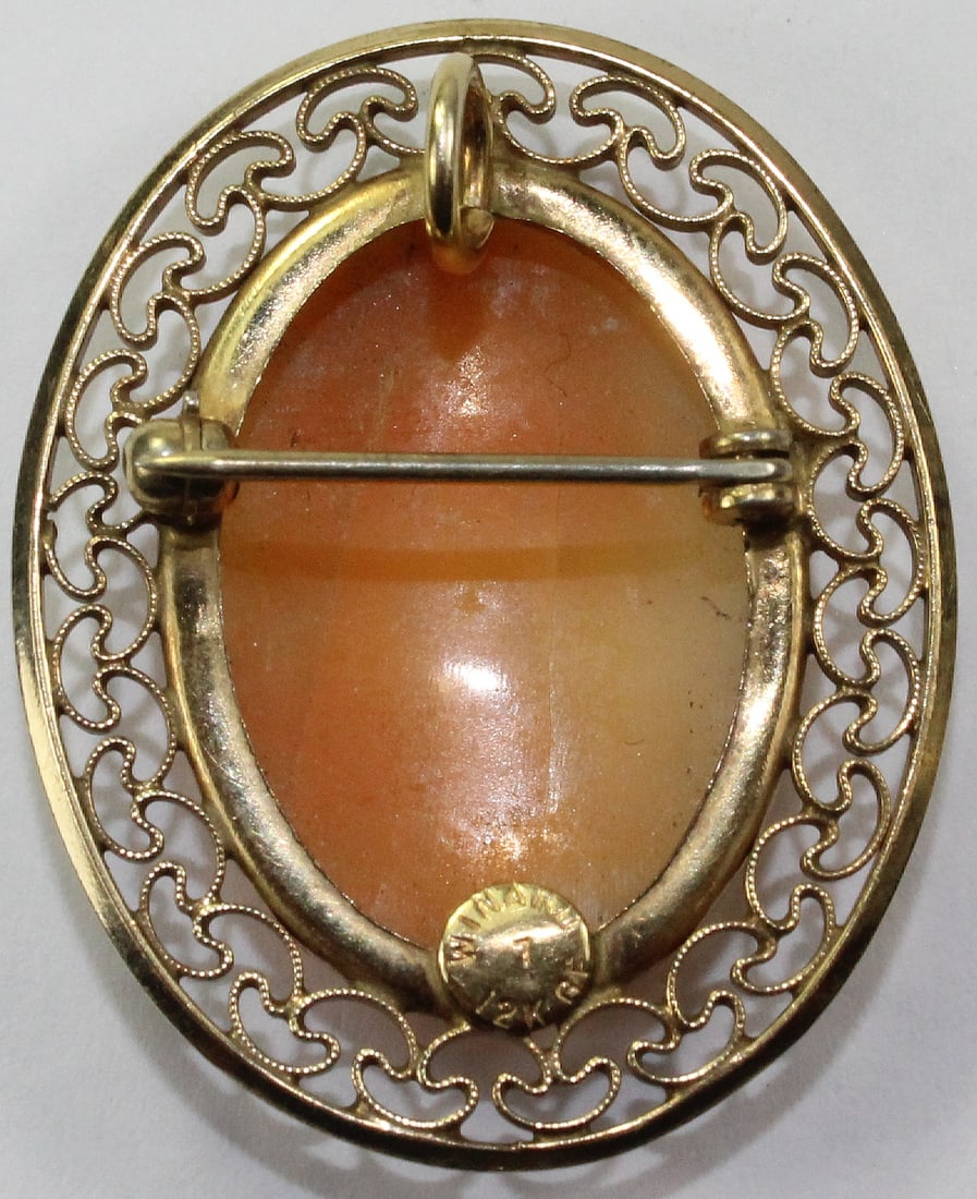 Antique Shell Cameo Brooch in Gold-plate surround - 2