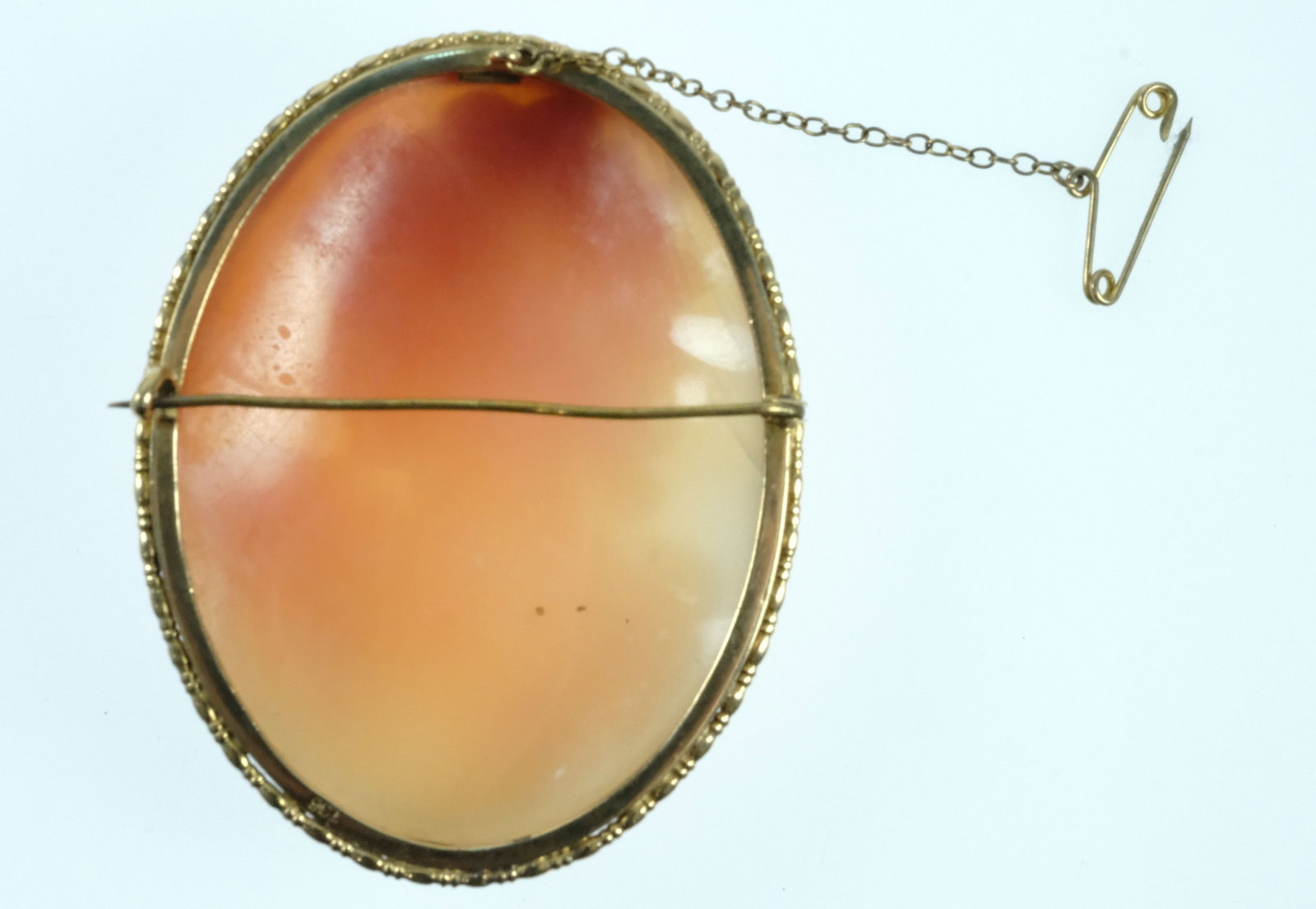 Large Shell Cameo in 9ct Yellow Gold Surround - 2