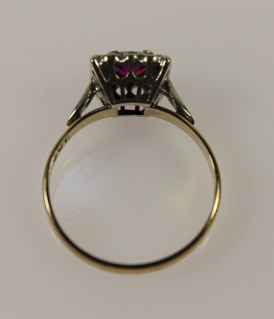 Synthetic Ruby & White Sapphire Ring in 9ct Yellow Gold - 3
