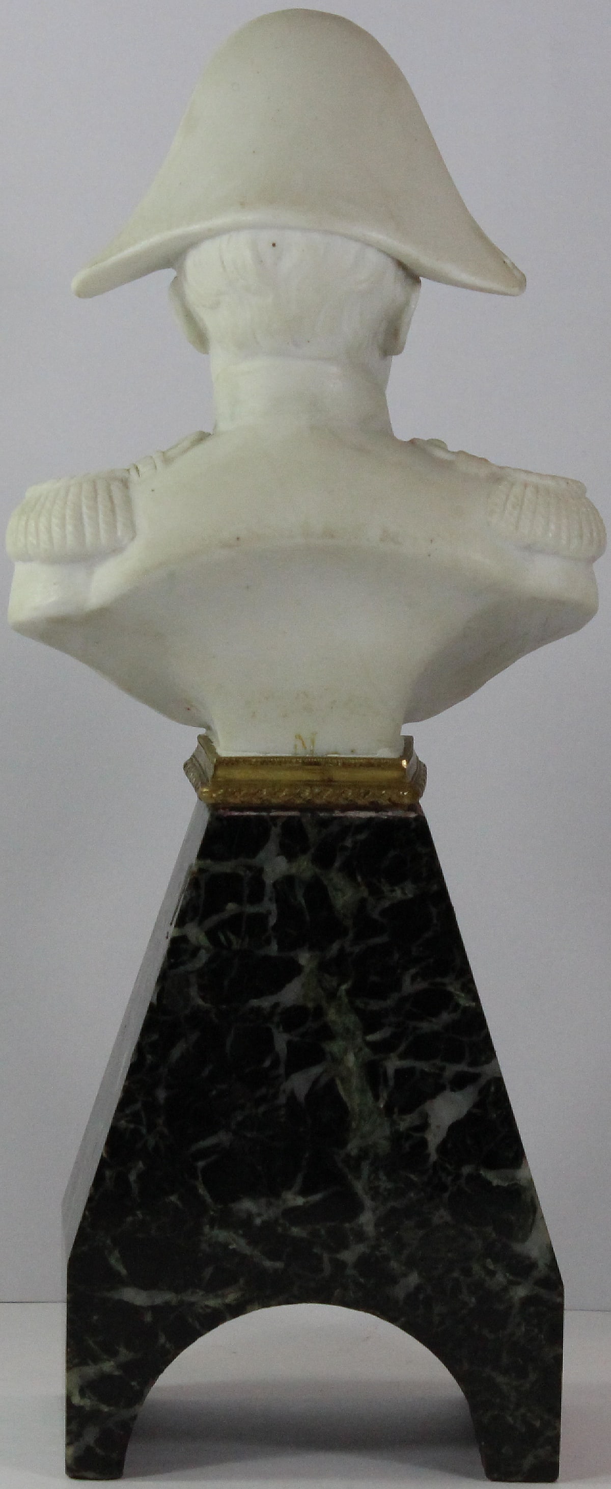 19th Century Parian bust of Napoleon Bonaparte on a Green Granite Pedestal - 2