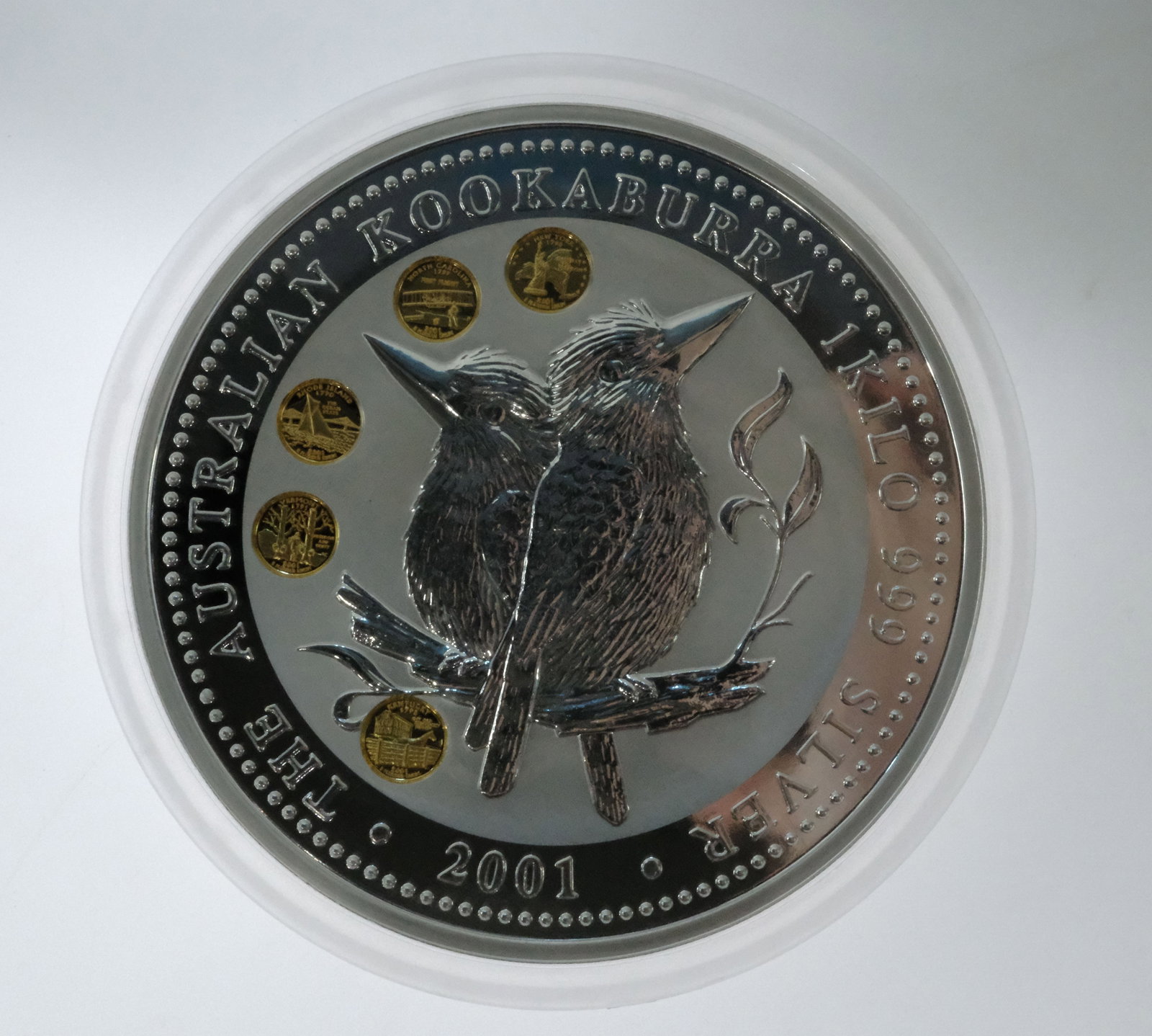 Australia 2001 Silver (999) Kilo 'Kookaburra' with US Quarters 'Gold Honour' Privy Marks, Unc - 3