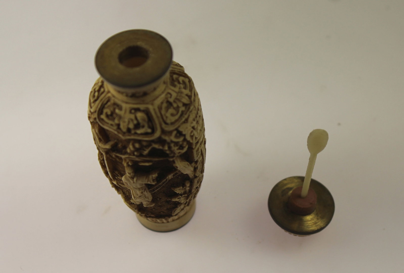 Vintage Chinese Carved Bone & Brass Snuff Bottle - 5