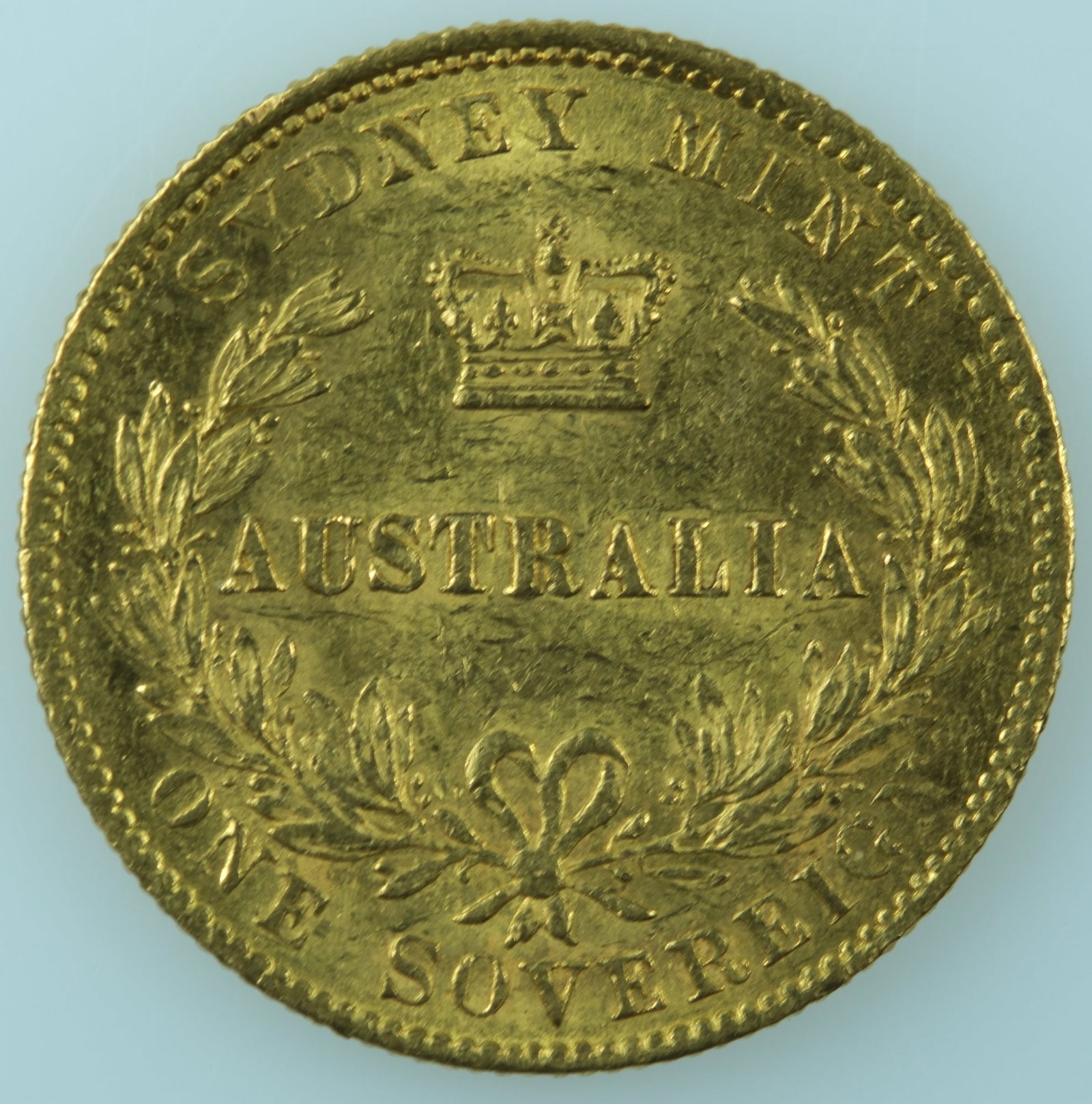 Australia 1866 Sydney Mint Sovereign, about Uncirculated - 2