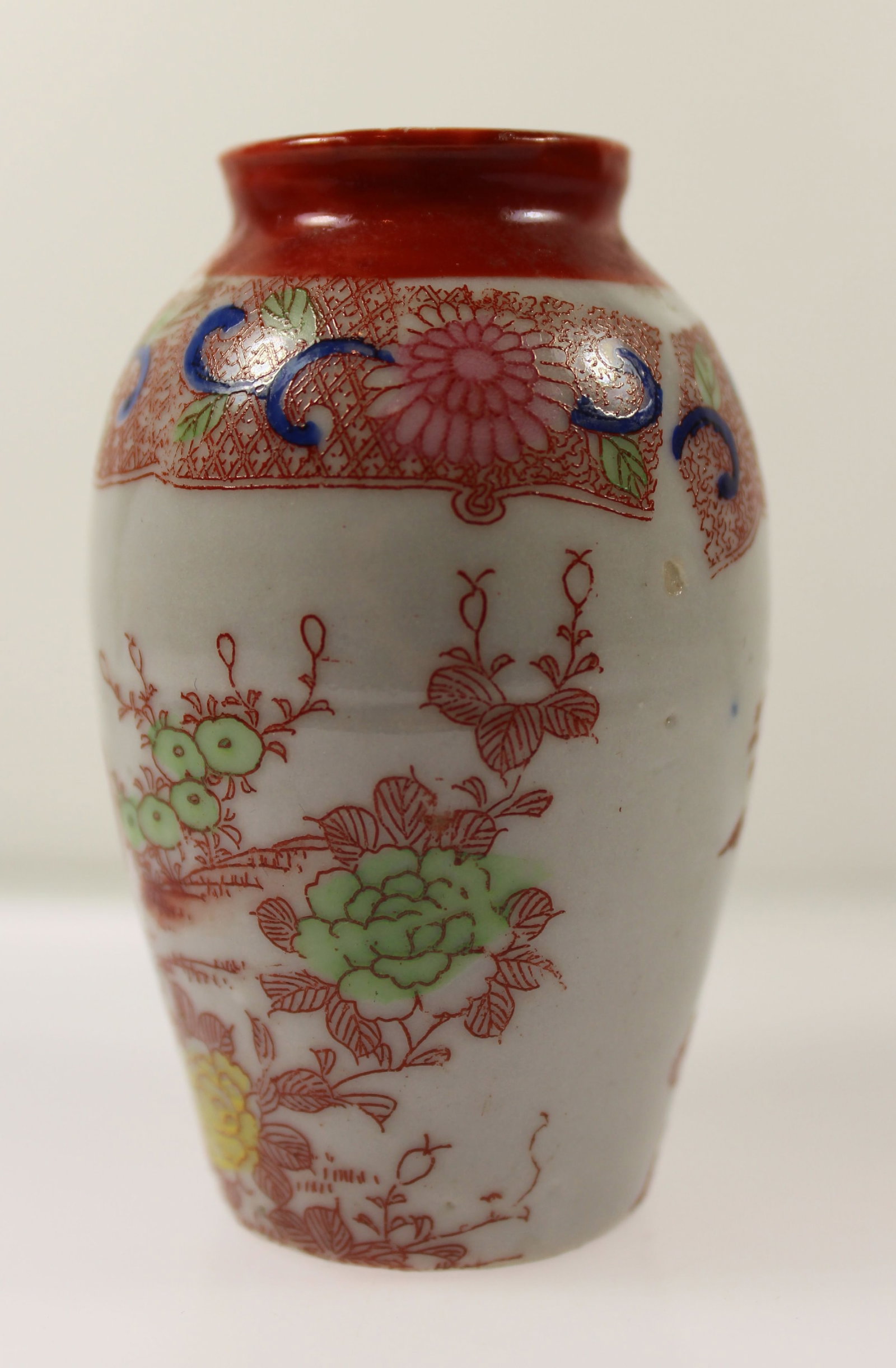 Miniature Chinese Hand-painted Vase - 3