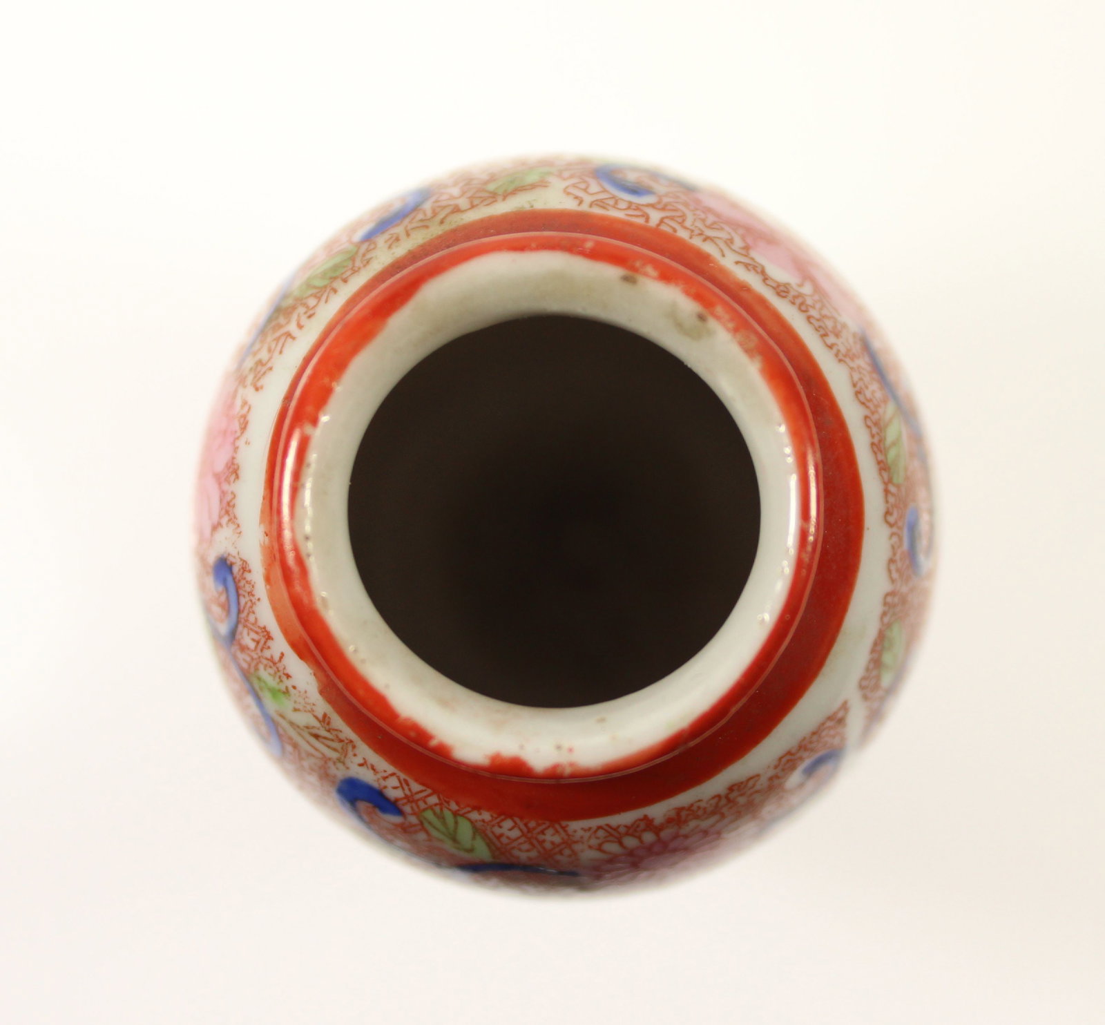 Miniature Chinese Hand-painted Vase - 4