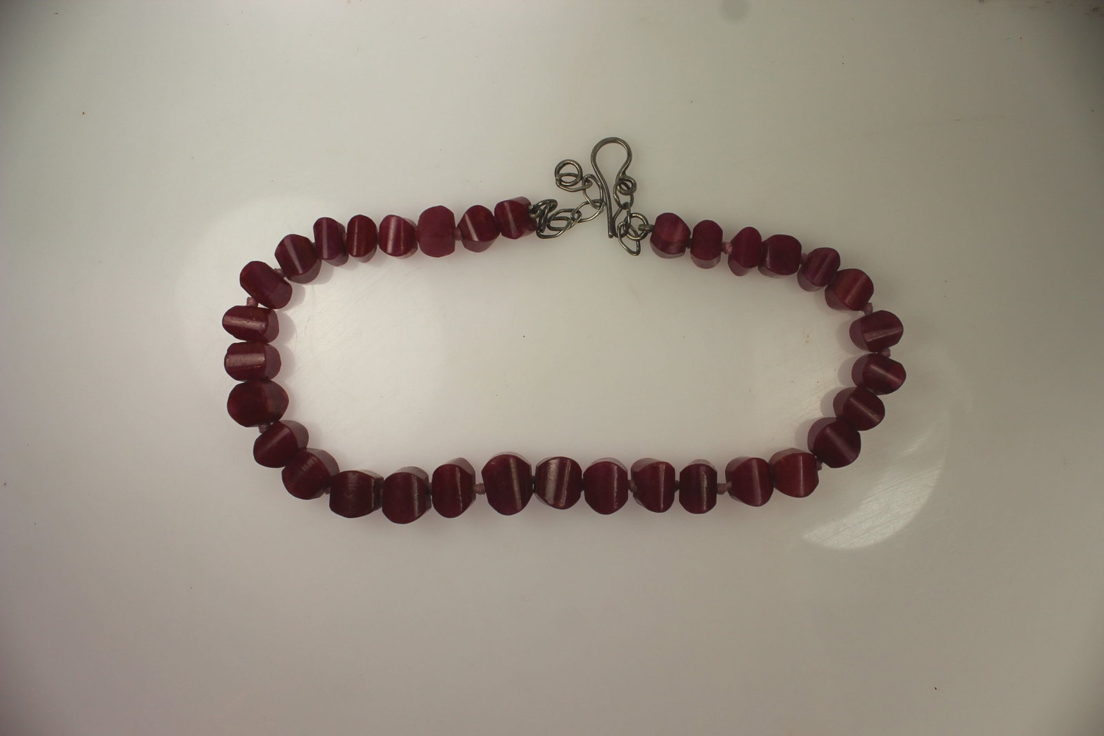 Ruby-coloured Agate Necklace with Sterling (925) Silver Clasp - 2