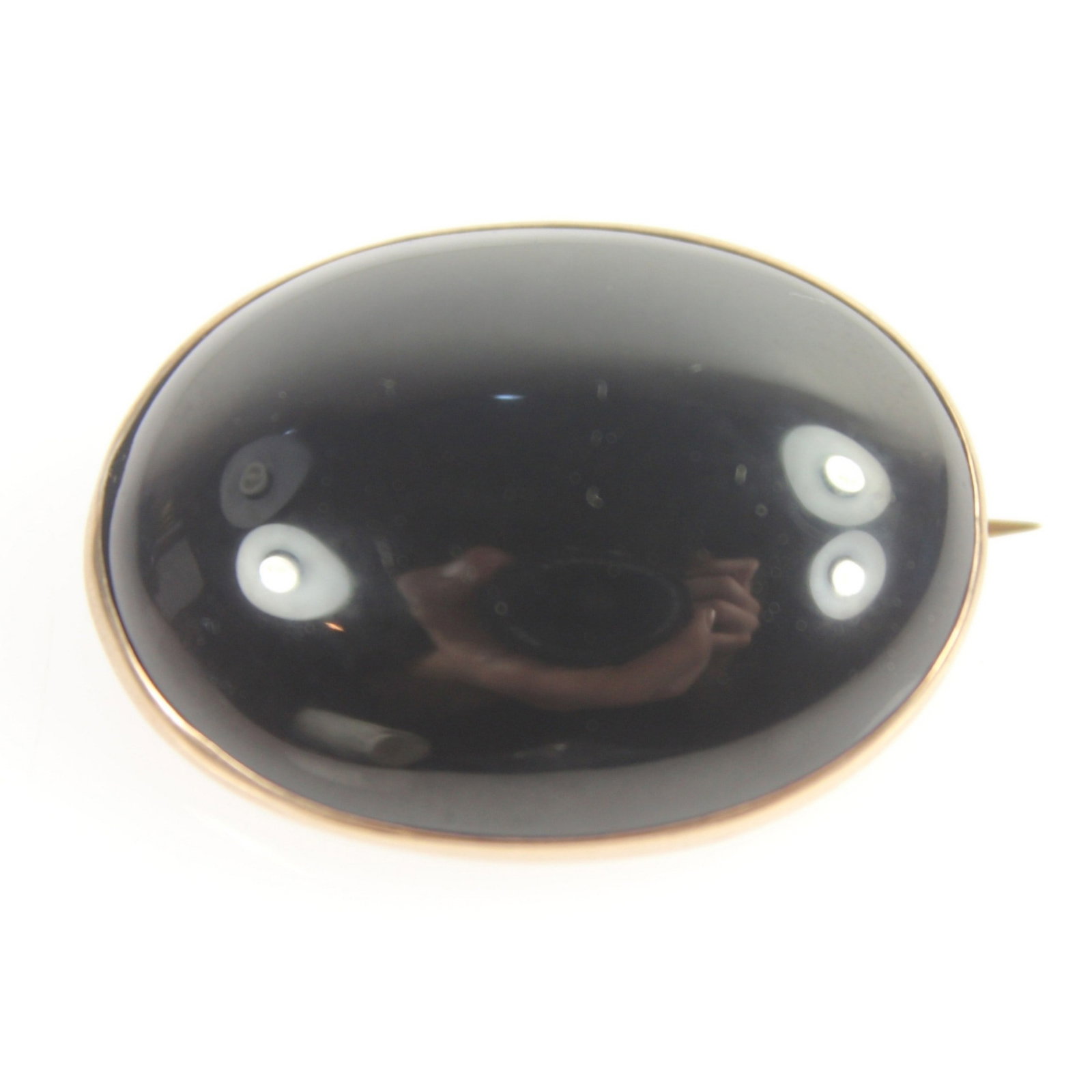 Vintage Black Onyx Brooch with 9ct Rose Gold Surround: . Size 3.5x2.5cms Medium Jewelry