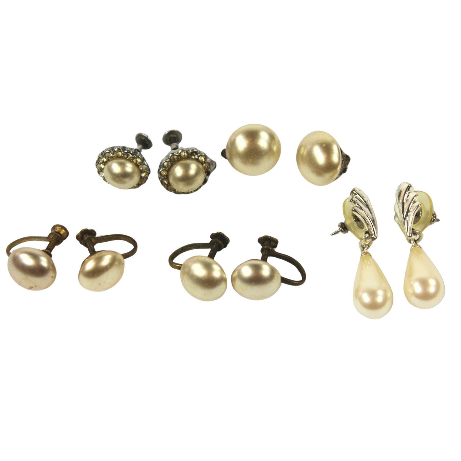 Vintage Pearl Costume Earrings (5 pairs): . Size Hangs 3.6cm - 1.8cm Medium Jewelry Exhibited Costume