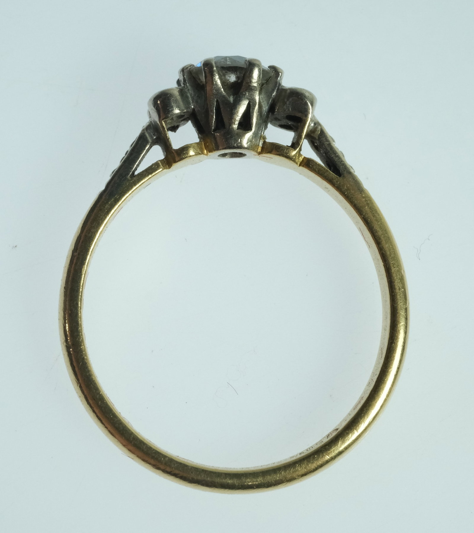 Diamond Ring in 18ct Yellow Gold - 3