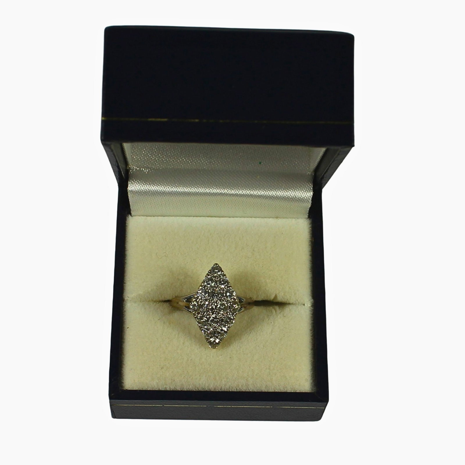 Vintage Diamond Ring in 18ct White Gold - 2