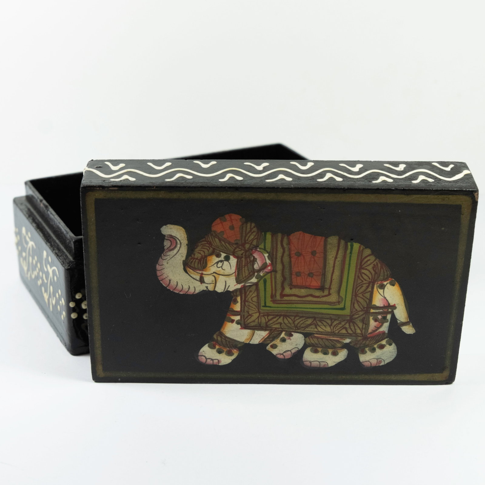 Lidded Wooden Box with hand-painted enamel Elephant design - 3