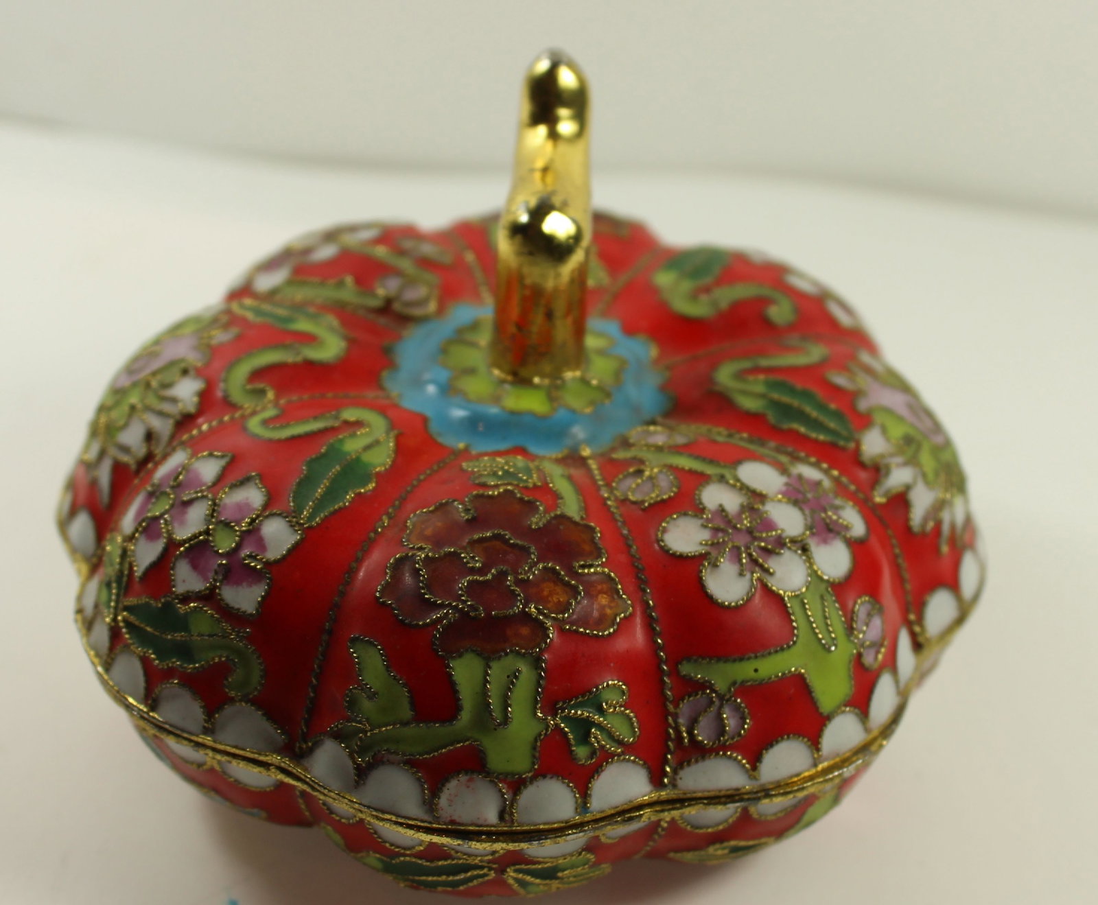 Chinese Cloisonne Box in the form of a Pumpkin - 3