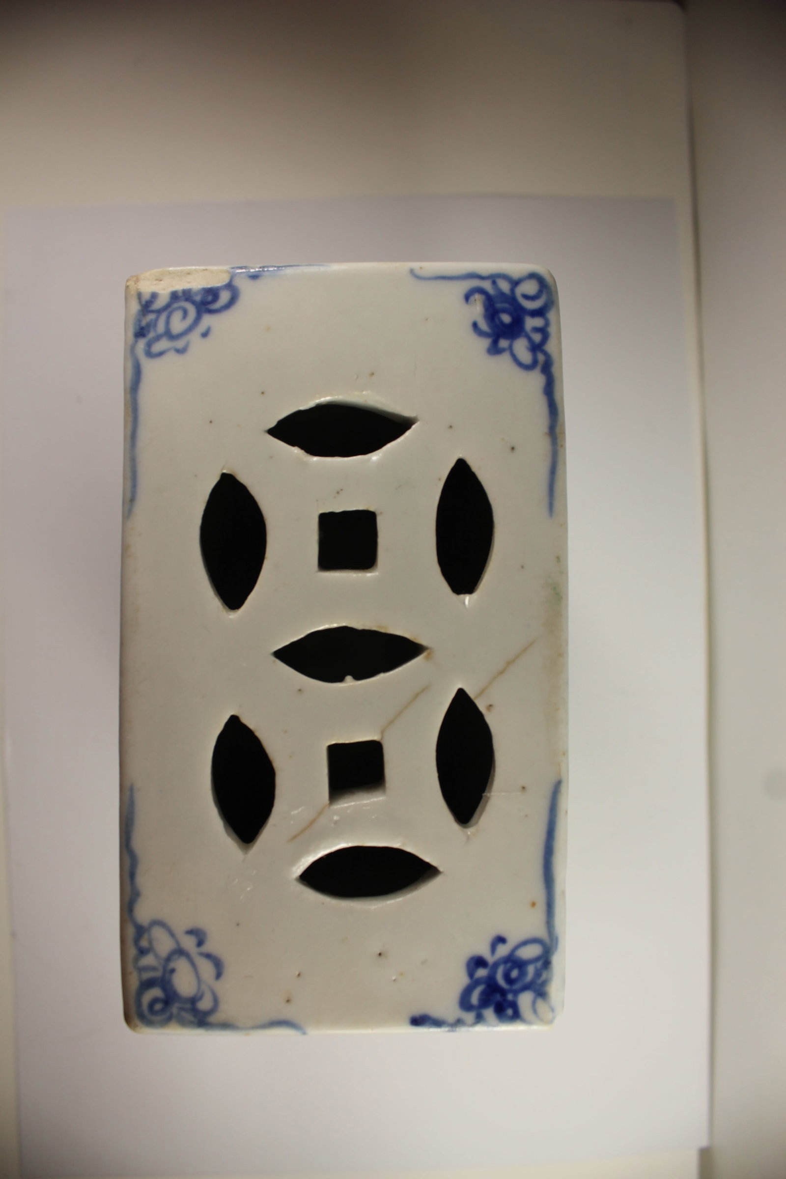 Quality Chinese Hand Painted Flower Stand - 3