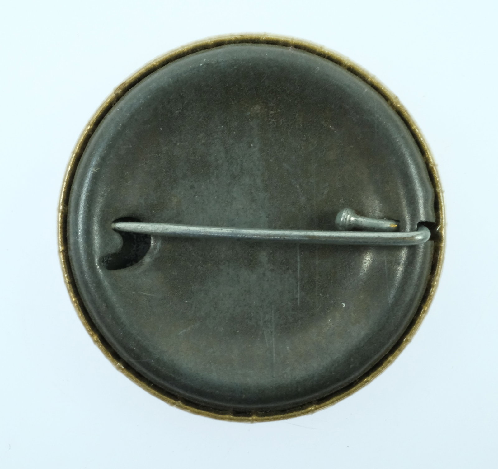 Great Britain - WWI Red Cross Tin Badge - 2