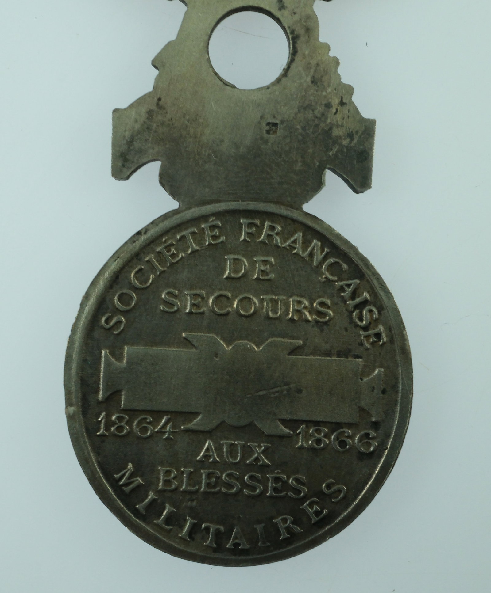 France 1864-66 Society for the Aid of Wounded Military Medal on Original Silk Ribbon - 3