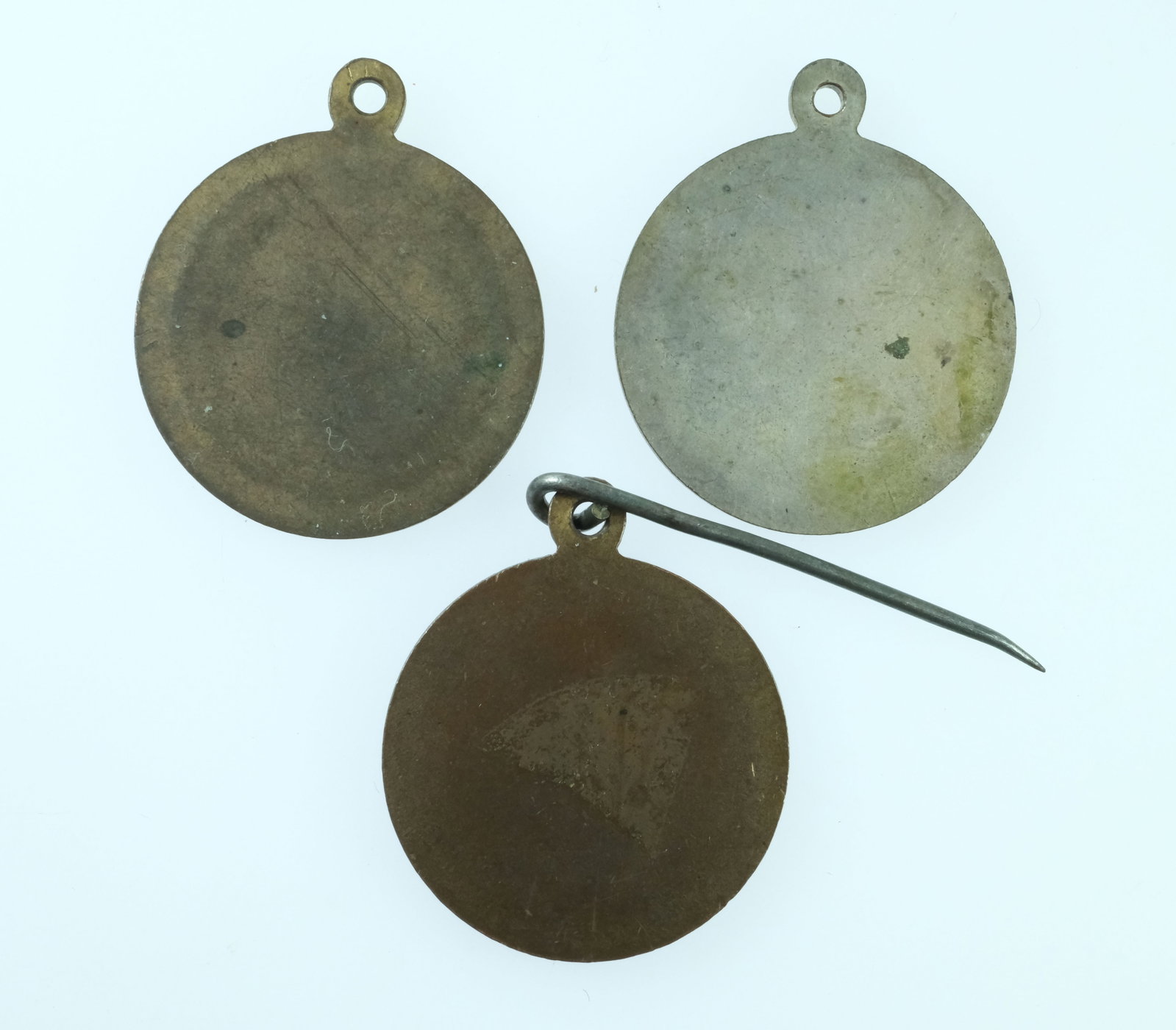 Australia 1927 'In Honour of Our Royal Visitors' Bronze, Silvered & Enamel Medalets, aUnc/Uncir (3) - 2