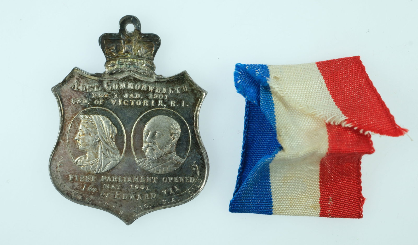 Australia 1901 'Opening of Federal Parliament' Silver Medalet, Brilliant Unc with Original Ribbon - 3