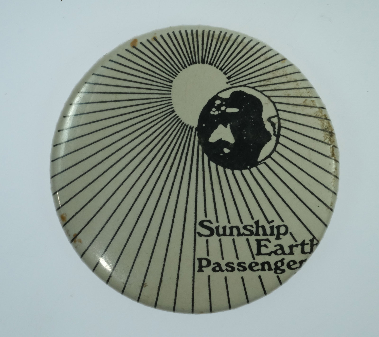 U.S.A. Magellan Mission, NASA Launch Guest, & Sunship Earth Passenger Souvenir Tin Badges (3) - 6